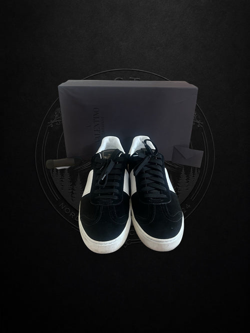 Helt nya! Valentino flycrews