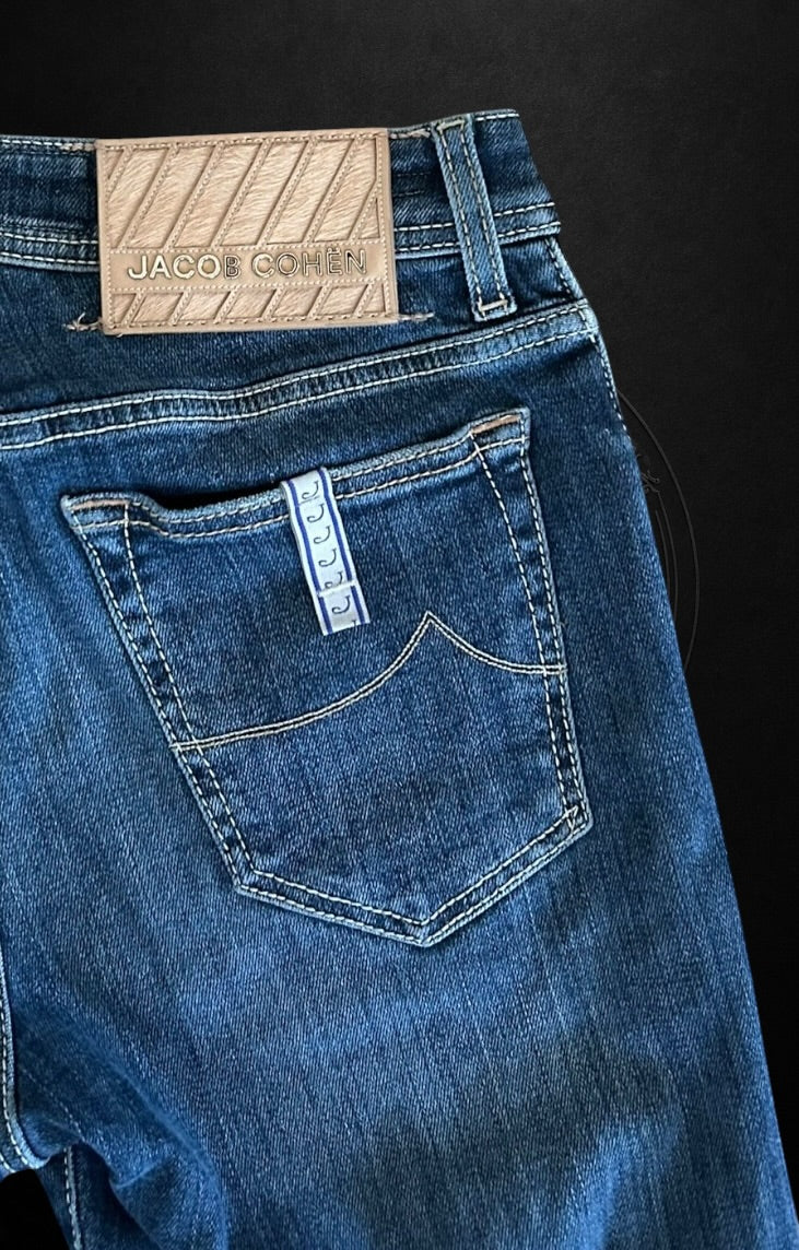 Jacob Cohen jeans.
